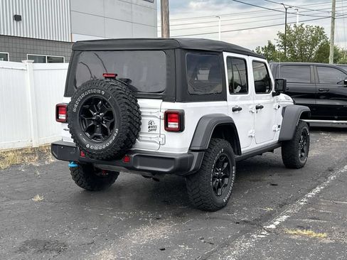 Used 2023 Jeep Wrangler Unlimited w/ Cold Weather Group AWD/4WD image 4