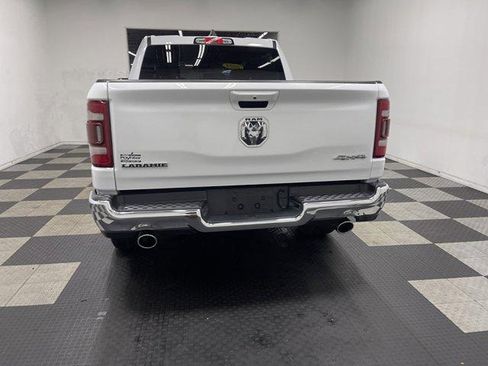 Used 2024 RAM 1500 Laramie AWD/4WD image 3