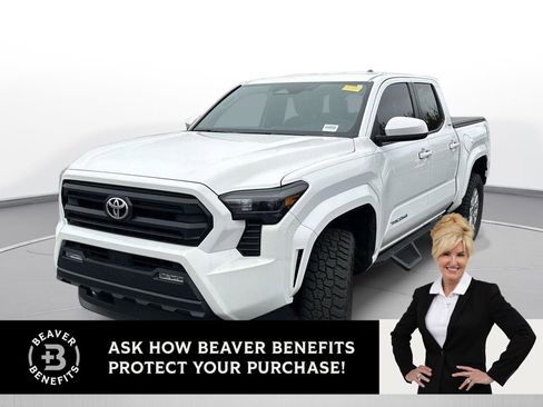 Certified 2025 Toyota Tacoma SR5 image 1