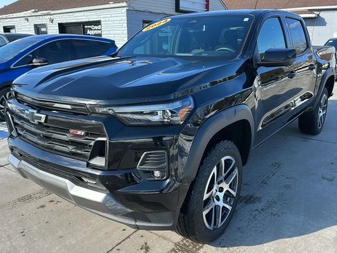 Used 2024 Chevrolet Colorado Z71 w/ Z71 Convenience Package 2 image 1