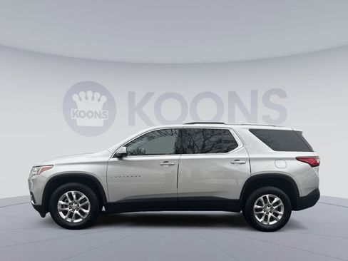 Used 2018 Chevrolet Traverse LT w/ LPO, Cargo Package image 2