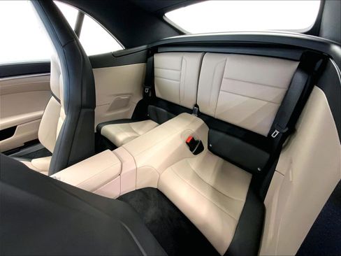 Certified 2025 Porsche 911 Carrera image 23