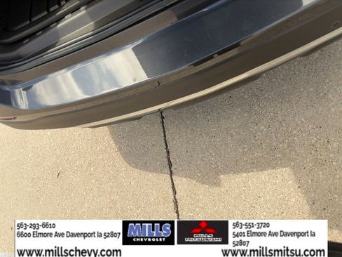Used 2022 Chevrolet Equinox LT FWD image 23