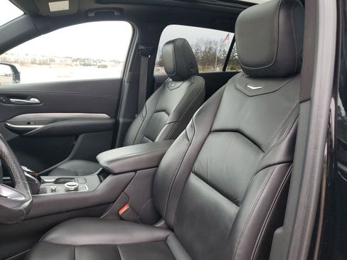 Used 2021 Cadillac XT4 Premium Luxury w/ Cold Weather Package image 21