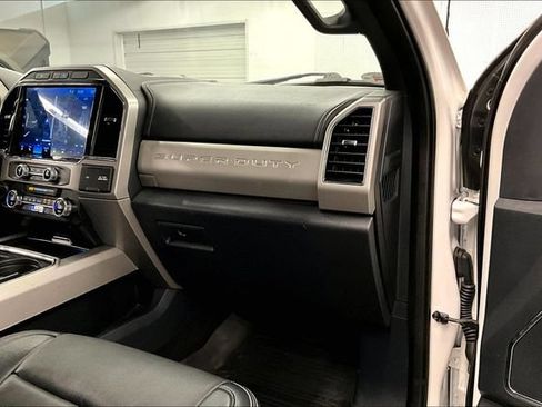 Used 2022 Ford F350 Lariat w/ Lariat Ultimate Package AWD/4WD image 18