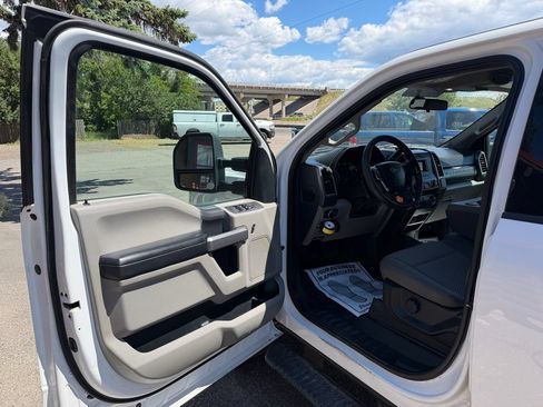 Used 2019 Ford F350 XLT AWD/4WD image 10
