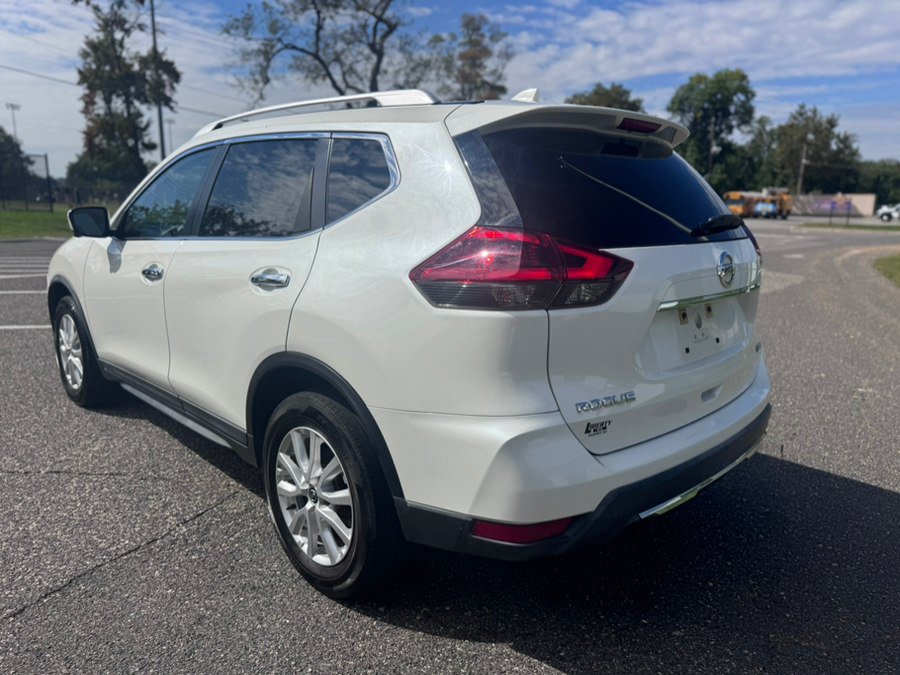 Used 2018 Nissan Rogue SV w/ Premium Package AWD/4WD image 5