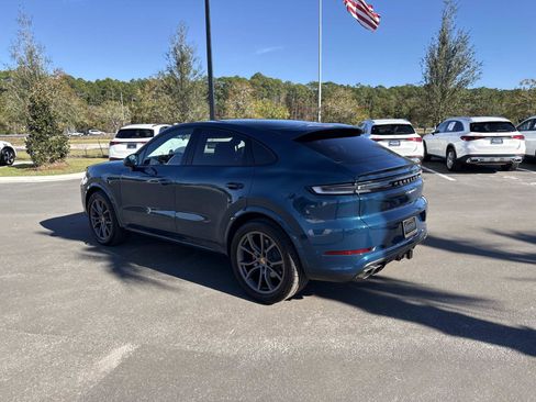 Used 2024 Porsche Cayenne S image 5