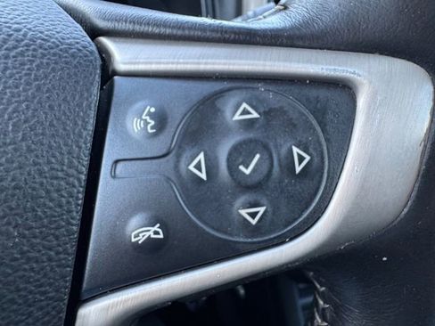 Used 2020 GMC Canyon Denali image 8