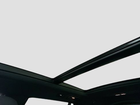 Used 2026 Mercedes-Benz GLS 580 4MATIC image 28