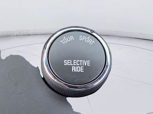 Used 2012 Chevrolet Corvette Grand Sport w/ 3LT Preferred Equipment Group RWD image 19