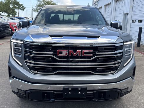 Used 2025 GMC Sierra 1500 SLT image 17