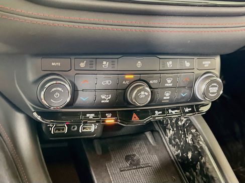 Used 2023 Dodge Durango R/T AWD/4WD image 16