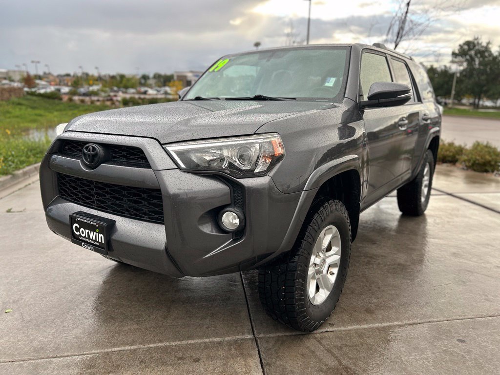 Used 2019 Toyota 4Runner SR5 Premium AWD/4WD image 3