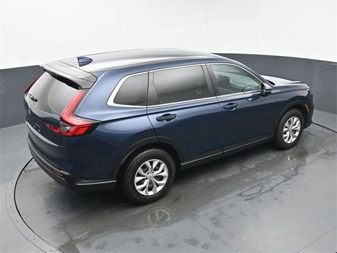 Used 2023 Honda CR-V LX image 40