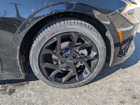 New 2026 Kia K5 GT-Line image 3