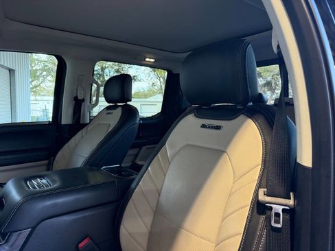 Used 2021 Ford F250 Limited w/ FX4 Off-Road Package image 21