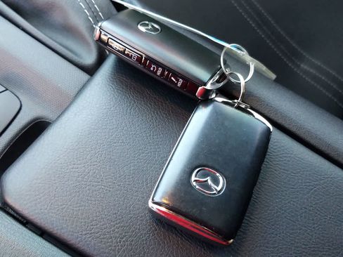 Used 2021 MAZDA MX-5 Miata RF Club image 34