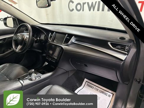 Used 2019 INFINITI QX50 Essential w/ Premium Heat Package AWD/4WD image 12