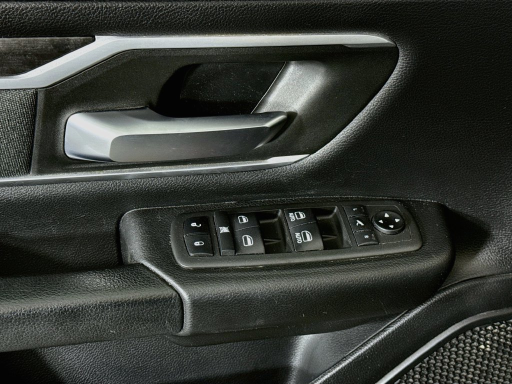 Used 2021 RAM 1500 Big Horn AWD/4WD image 23