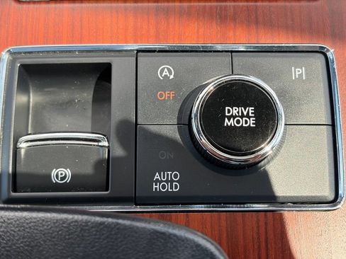 Used 2022 Lincoln Navigator Reserve AWD/4WD image 41