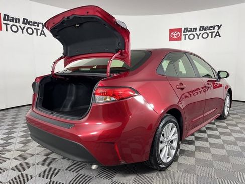 Certified 2025 Toyota Corolla LE w/ LE Premium Package image 18