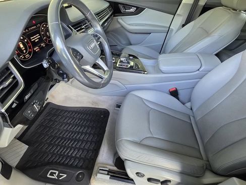 Used 2019 Audi Q7 3.0T Premium Plus w/ Premium Plus Package AWD/4WD image 6
