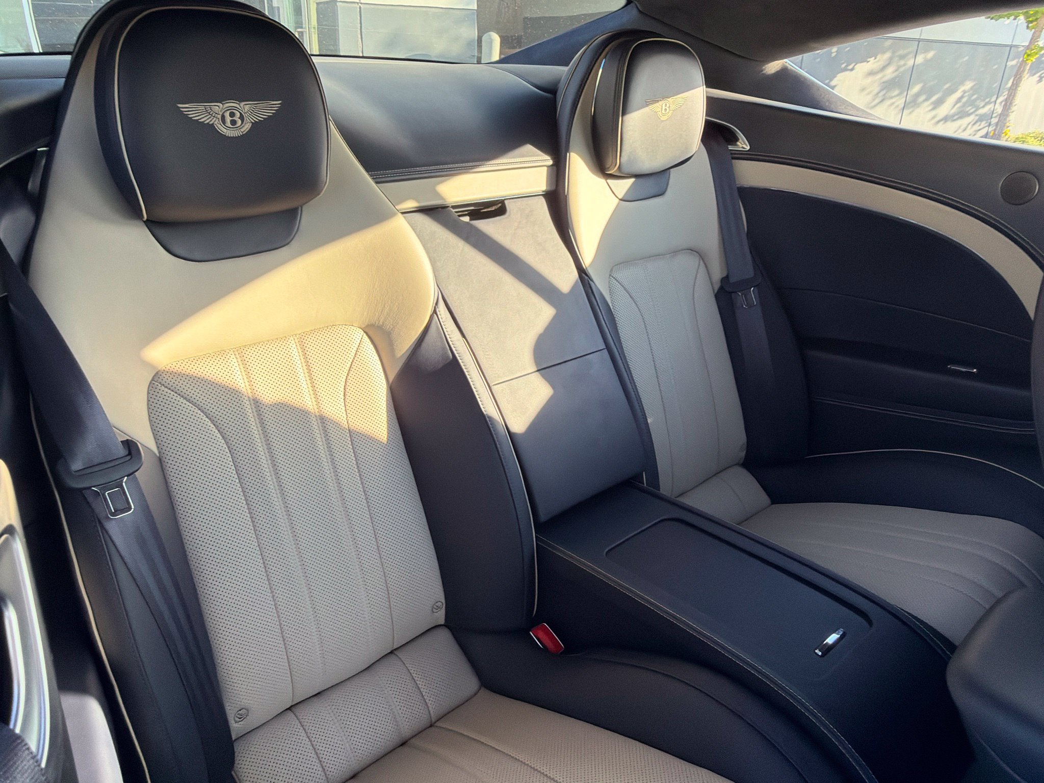 Used 2020 Bentley Continental GT AWD/4WD image 12