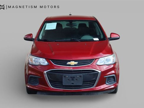 Used 2017 Chevrolet Sonic LT w/ Convenience Package image 5