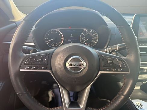 Certified 2022 Nissan Altima 2.5 SR image 15