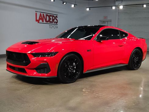 Used 2024 Ford Mustang GT image 3