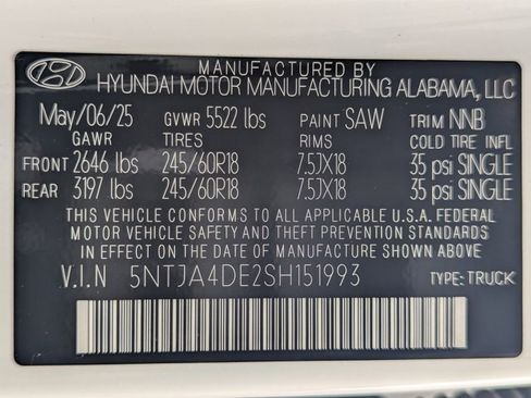 Used 2025 Hyundai Santa Cruz SE image 27