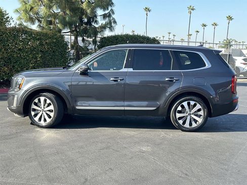 Used 2020 Kia Telluride S w/ S 8 Passenger Seating Package image 3