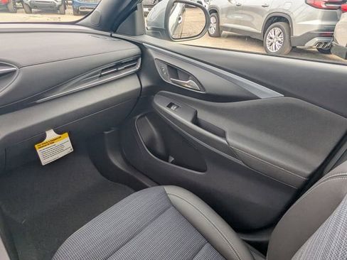 New 2026 Buick Envista Sport Touring w/ Convenience I Package FWD image 18