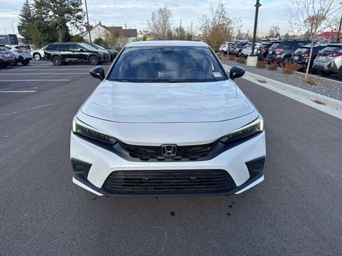 Used 2022 Honda Civic Sport image 8