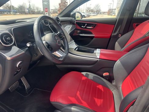 Used 2024 Mercedes-Benz GLC 300 4MATIC image 14