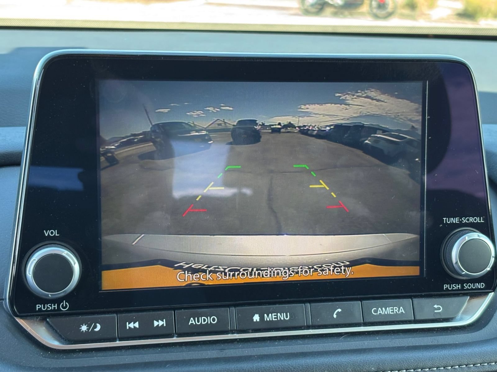Used 2025 Nissan Rogue SV AWD/4WD image 25