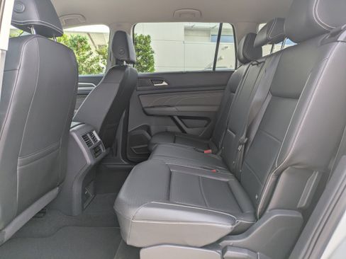 Certified 2023 Volkswagen Atlas SE FWD image 15