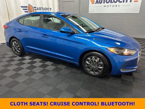 Used 2017 Hyundai Elantra SE FWD image 1