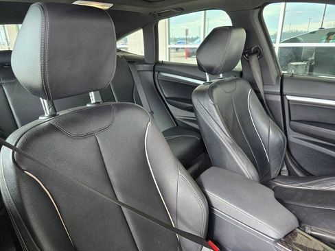 Used 2018 BMW 340i Gran Turismo xDrive 340i xDrive Gran Turismo image 16