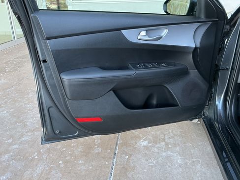 Used 2024 Kia Forte LXS w/ LXS Technology Package image 14
