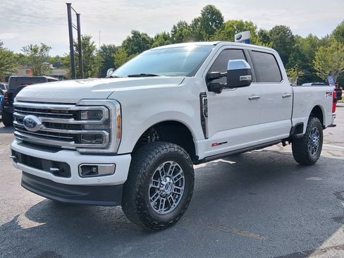 Used 2024 Ford F250 Limited w/ FX4 Off-Road Package AWD/4WD image 8