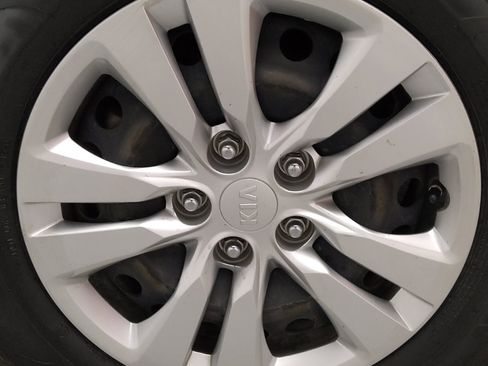 Used 2021 Kia Soul LX FWD image 31
