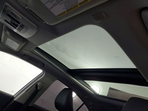 Used 2025 Toyota Camry XLE image 31