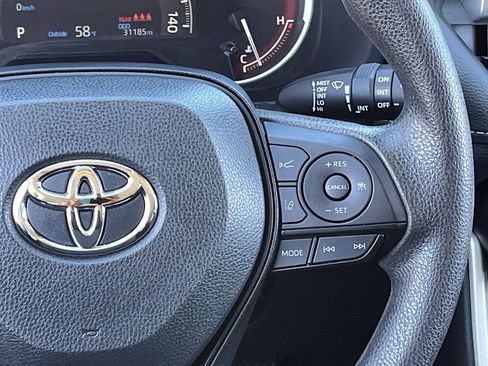 Used 2025 Toyota RAV4 XLE image 14