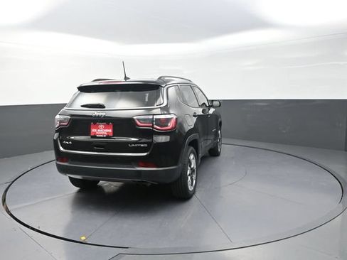 Used 2018 Jeep Compass Limited w/ Navigation Group AWD/4WD image 60
