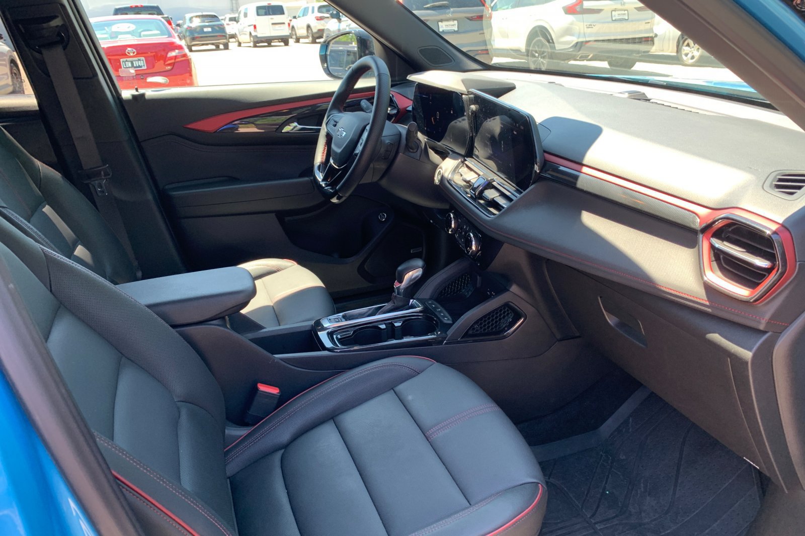 Used 2025 Chevrolet TrailBlazer RS w/ Convenience Package FWD image 18