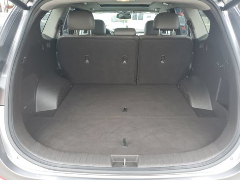 Used 2019 Hyundai Santa Fe Limited AWD/4WD image 9