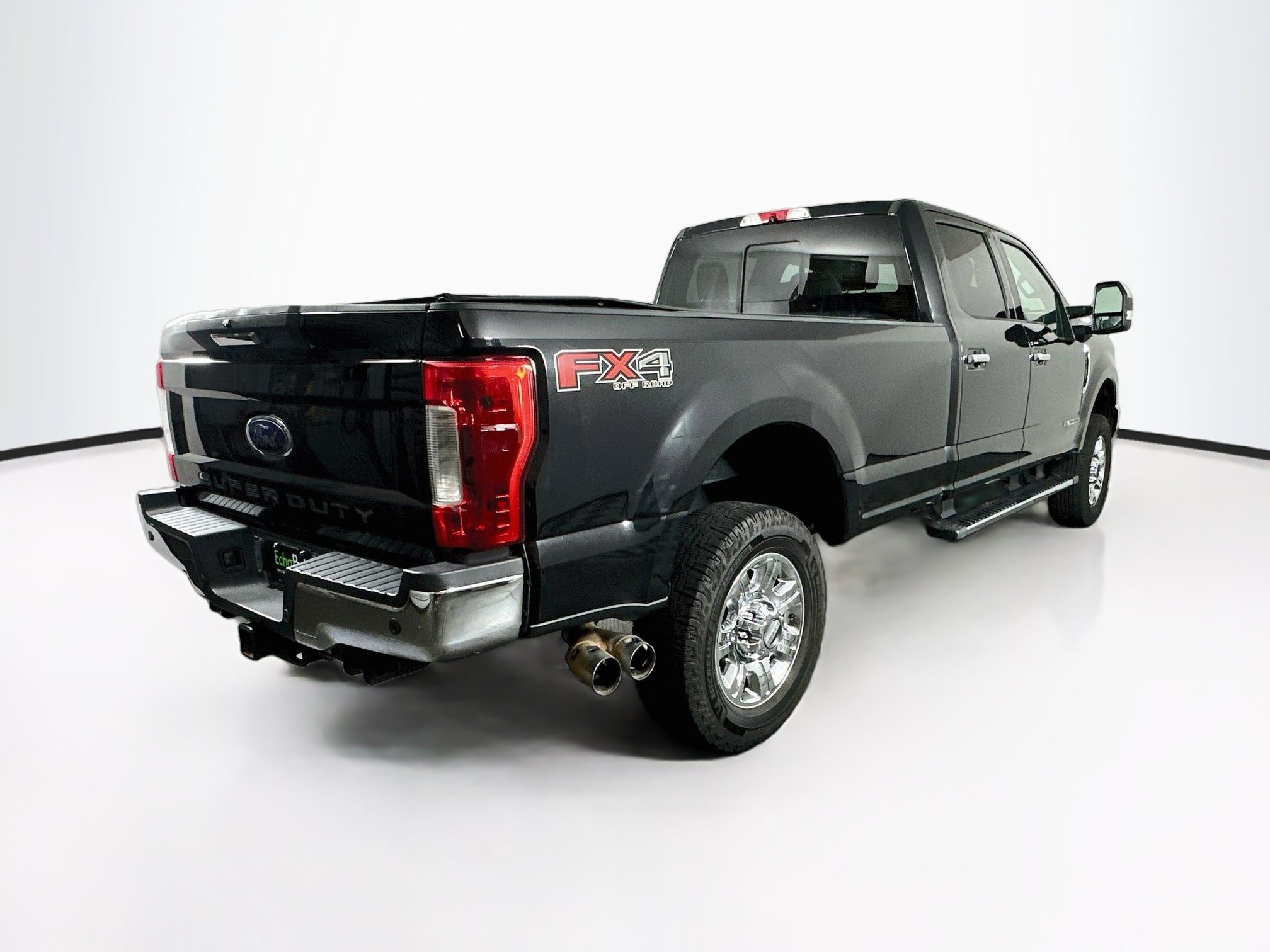 Used 2019 Ford F350 Lariat w/ Chrome Package AWD/4WD image 9