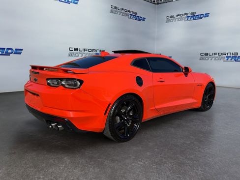 Used 2019 Chevrolet Camaro SS image 5